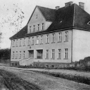 07b - Neus Schulhaus - 01; 1918
